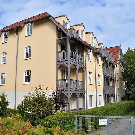 Haus Ostseewelle Nr. 2 * Kuehlungsborn